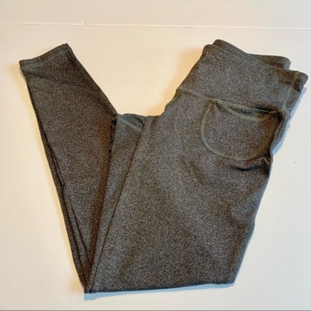 NWOT‎ Sofibella Gray Tennis Leggings L